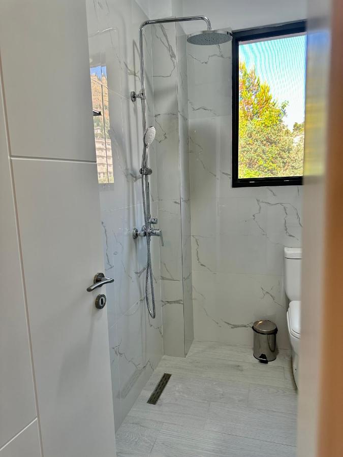 Duka Apartments Саранде Екстериор снимка